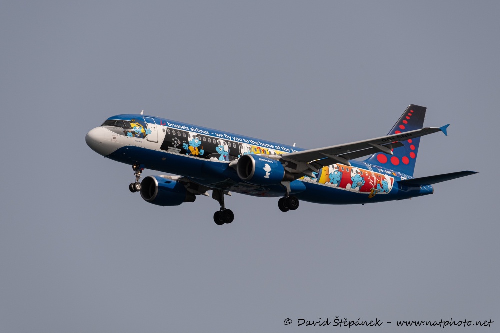 Airbus A320-214 (Brussels Airlines) (The Smurfs Livery)