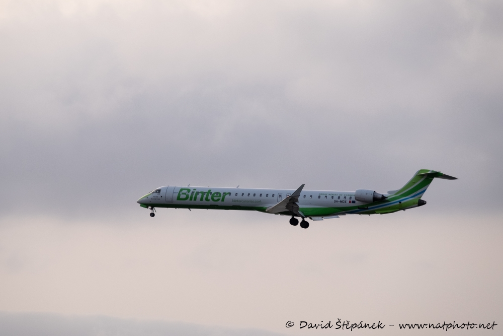 Bombardier CRJ-1000 (Binter Canarias)