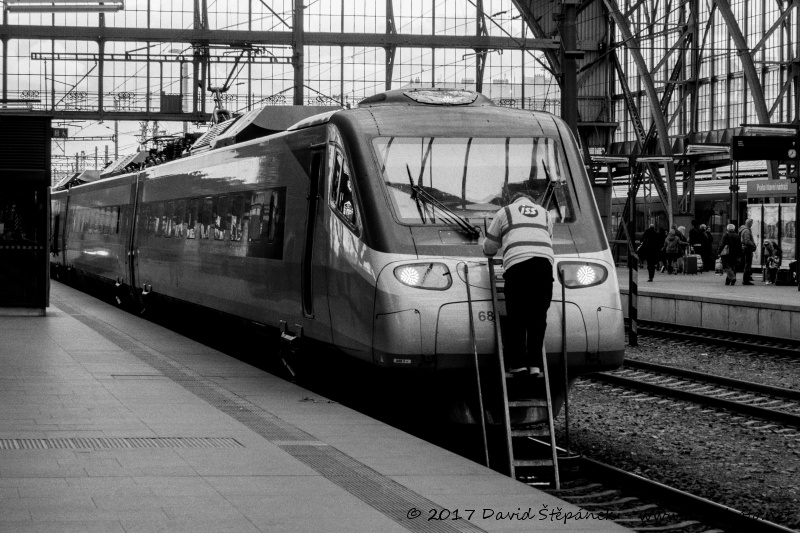 Pendolino na hlaváku