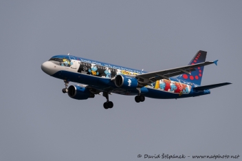 Airbus A320-214 (Brussels Airlines) (The...