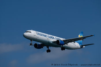 Airbus A321-211 (Thomas Cook Airlines)