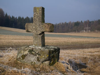 kamenný kříž