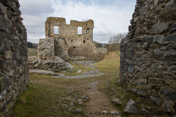 zřícenina hradu "Starý zámek"